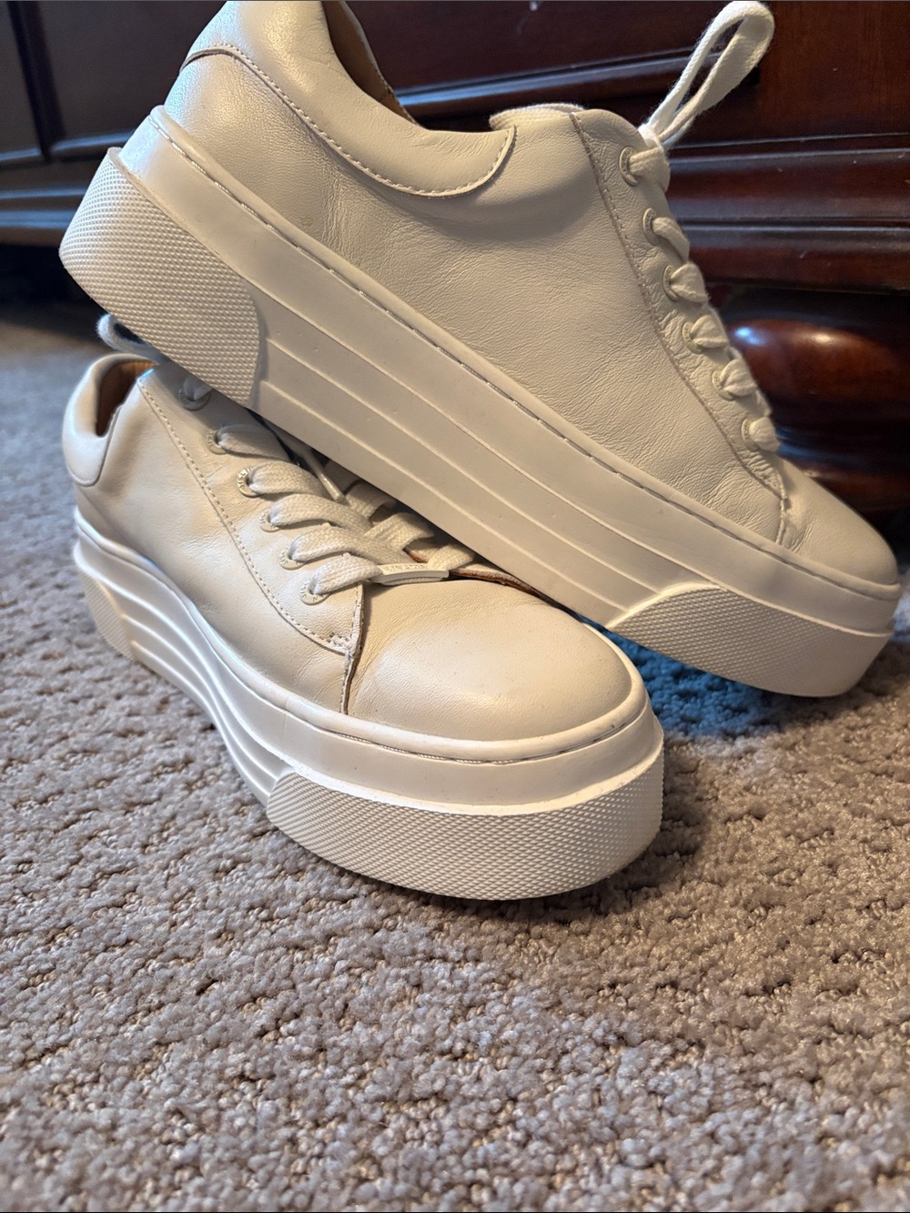 J/SLIDES Cream Platform Sneakers with Thick Sole 
LIKE NEW